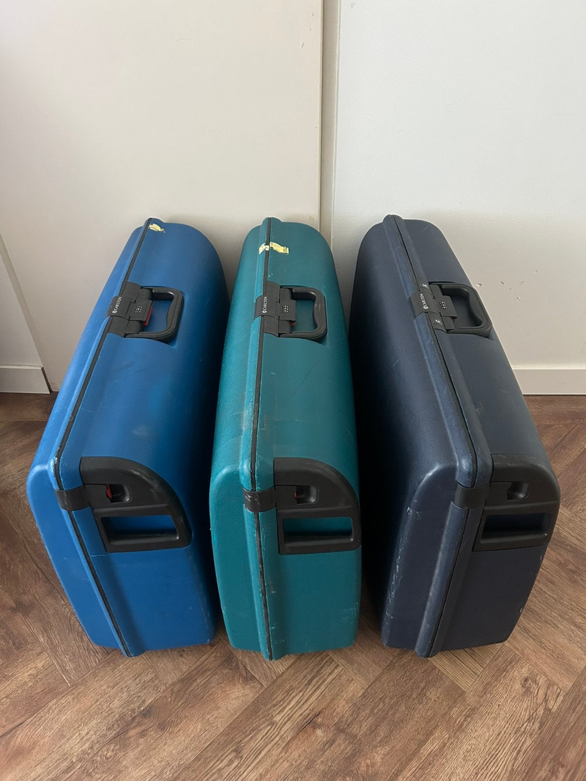 Set van 3 Carlton koffers., Ophalen, Zo goed als nieuw, Hard kunststof, 70 cm of meer