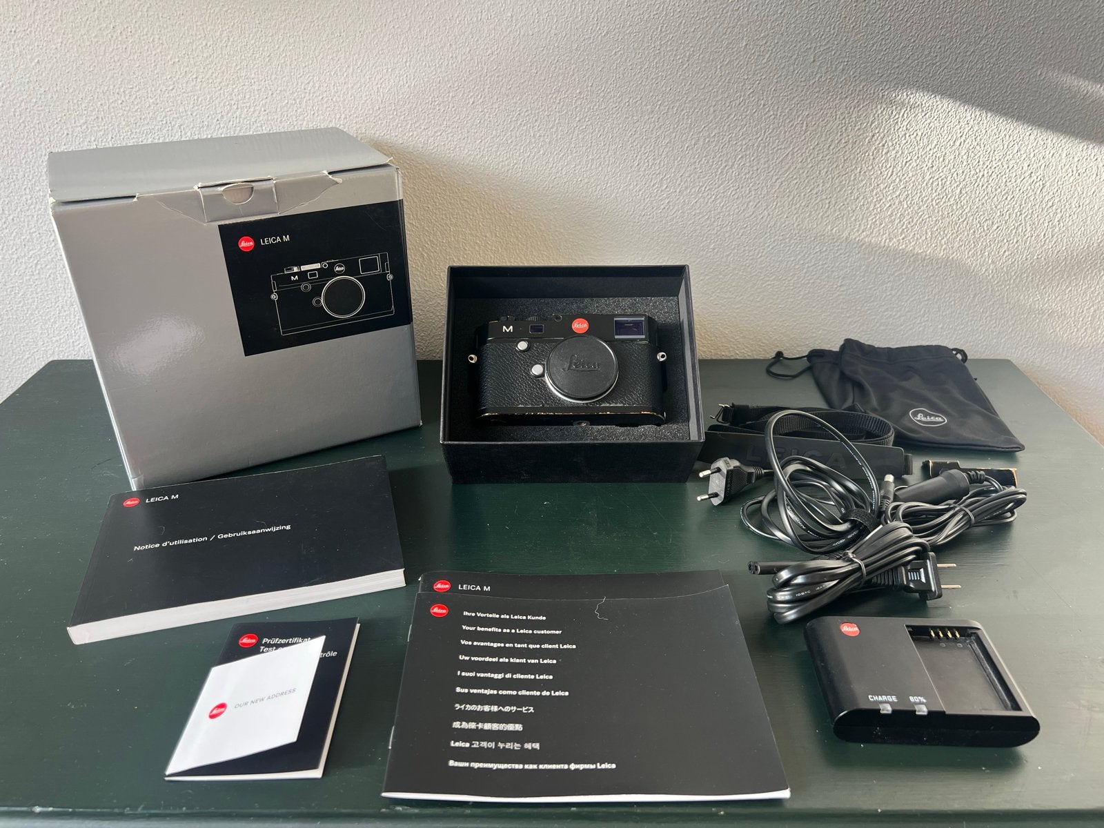 Leica M (Typ 240) Camera + Thumbgrip, Leica, Ophalen of Verzenden, Zo goed als nieuw, Accu