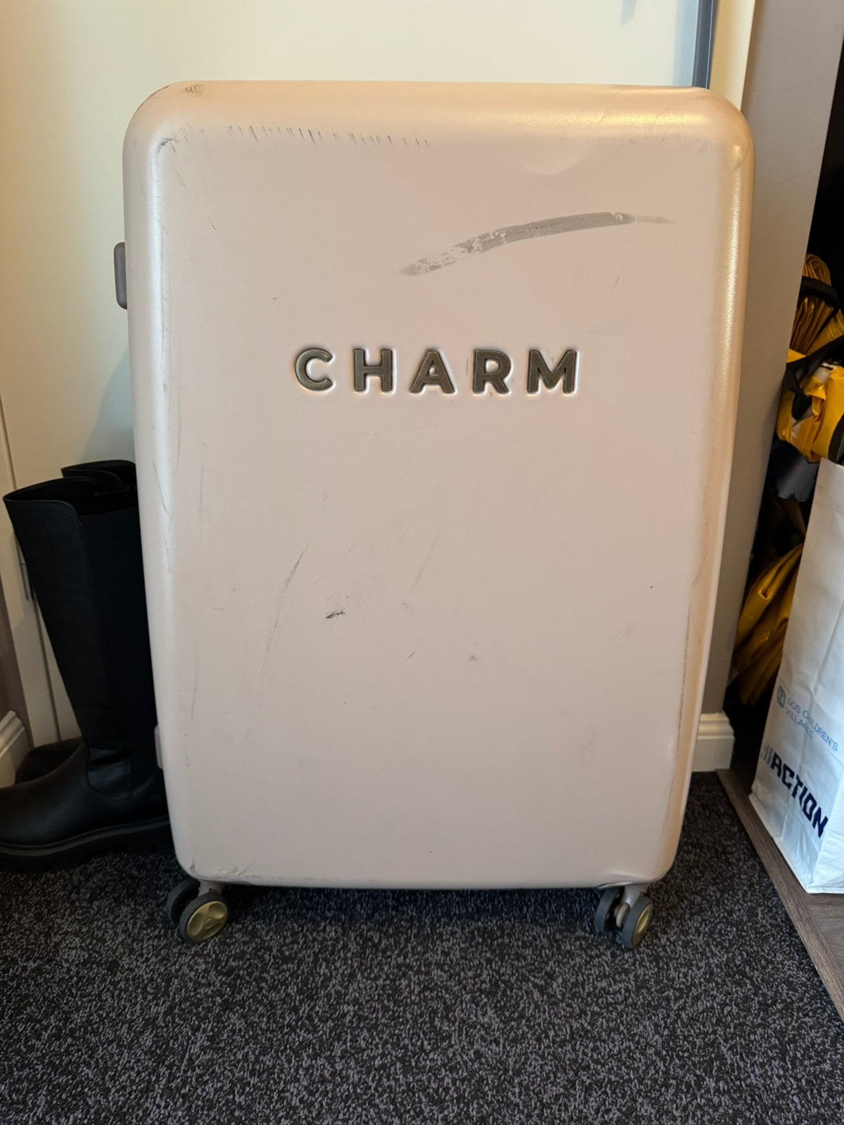 Beschadigde koffer met cijferslot, Sieraden, Tassen en Uiterlijk, Ophalen, Gebruikt, Hard kunststof, 70 cm of meer