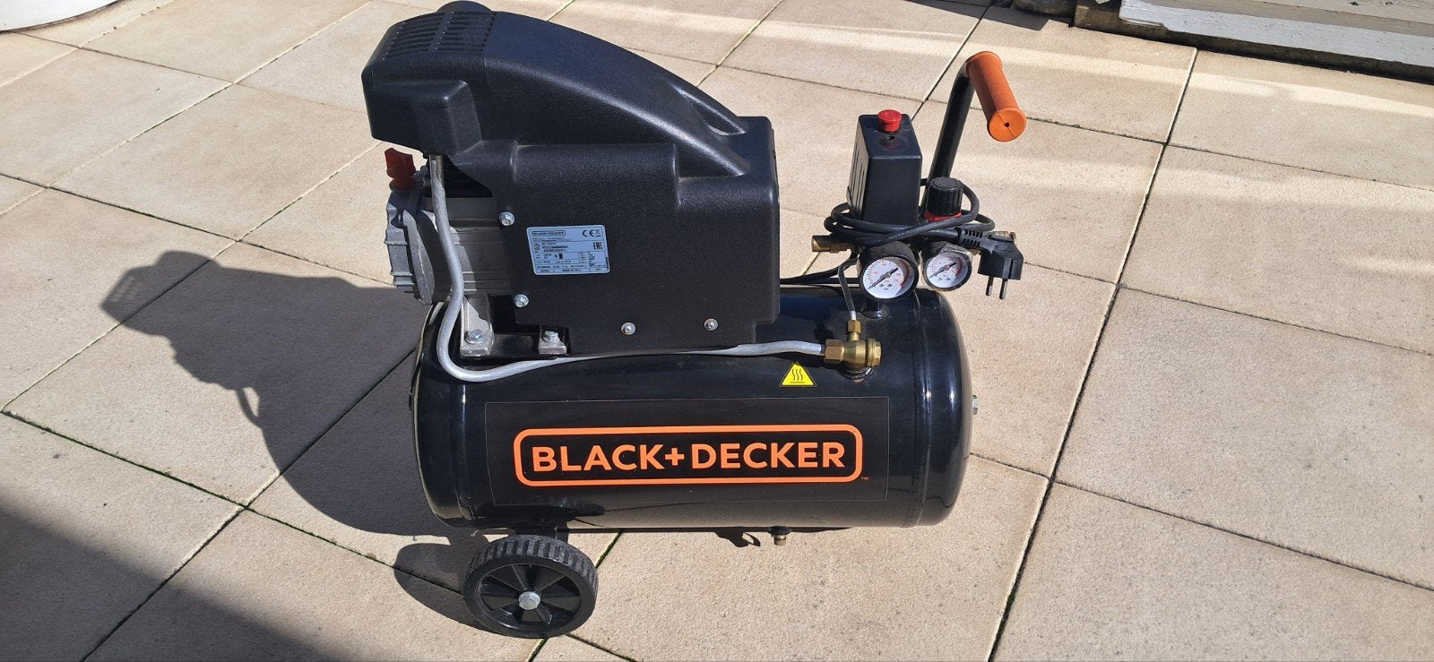 Black+Decker Compressor, Ophalen