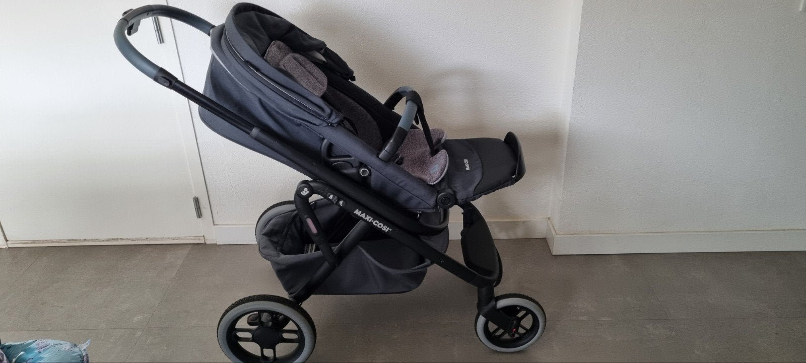 Maxi-Cosi Lila XP Combiwagen met Reiswieg en Accessoires, Kinderen en Baby's, Ophalen, Gebruikt, Combiwagen, Met reiswieg