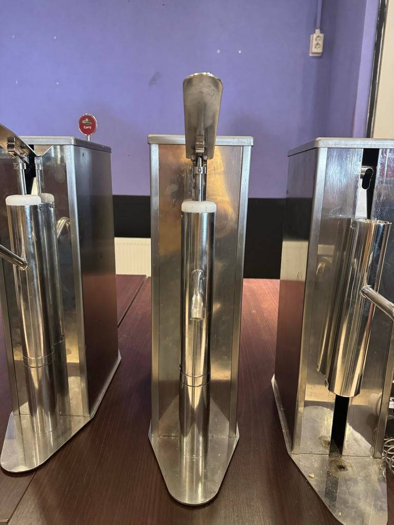 Oliehoorn sausdispenser - Volledig RVS, Zakelijke goederen, Horeca | Keukenapparatuur, Ophalen of Verzenden, Gebruikt, Overige typen
