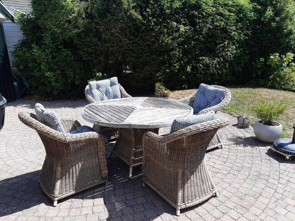 Tuinset Rotan van Applebee 4 stoelen met kussens en tafel, Tuin en Terras, Tuinsets en Loungesets, Ophalen, 4 zitplaatsen, Gebruikt
