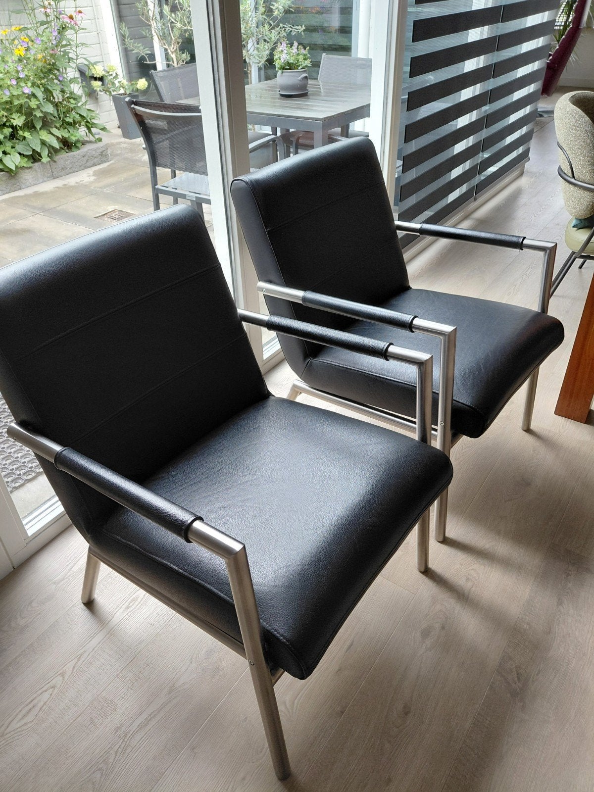 Te koopt 2 stuks luxe fauteuils, Huis en Inrichting, Stoelen, Gebruikt, Twee, Zwart, Leer