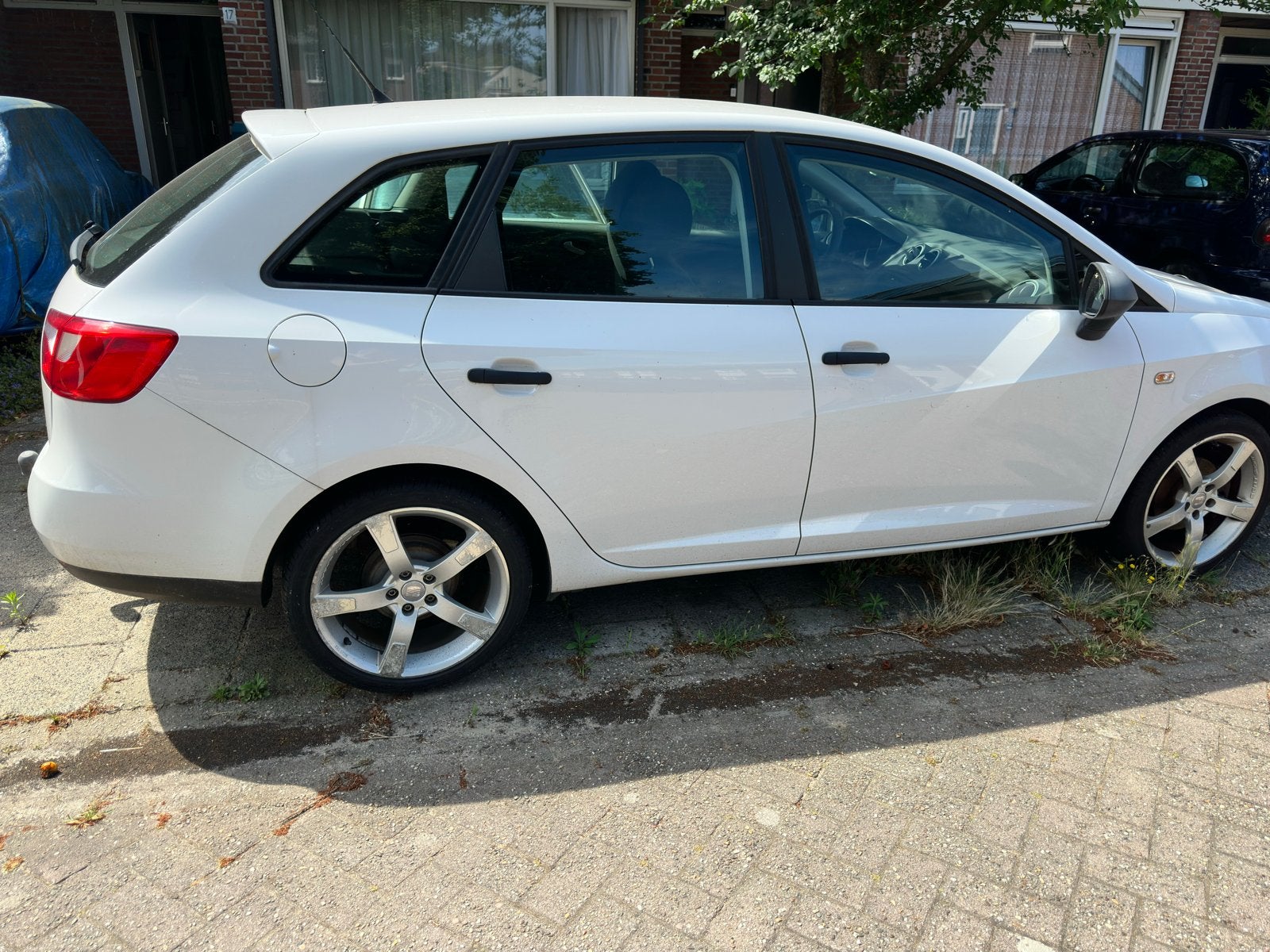 Seat Ibiza 1.2 44KW ST 2012 Wit, Auto's, Voorwielaandrijving, 40 €/maand, Overige bekleding, 1198 cc