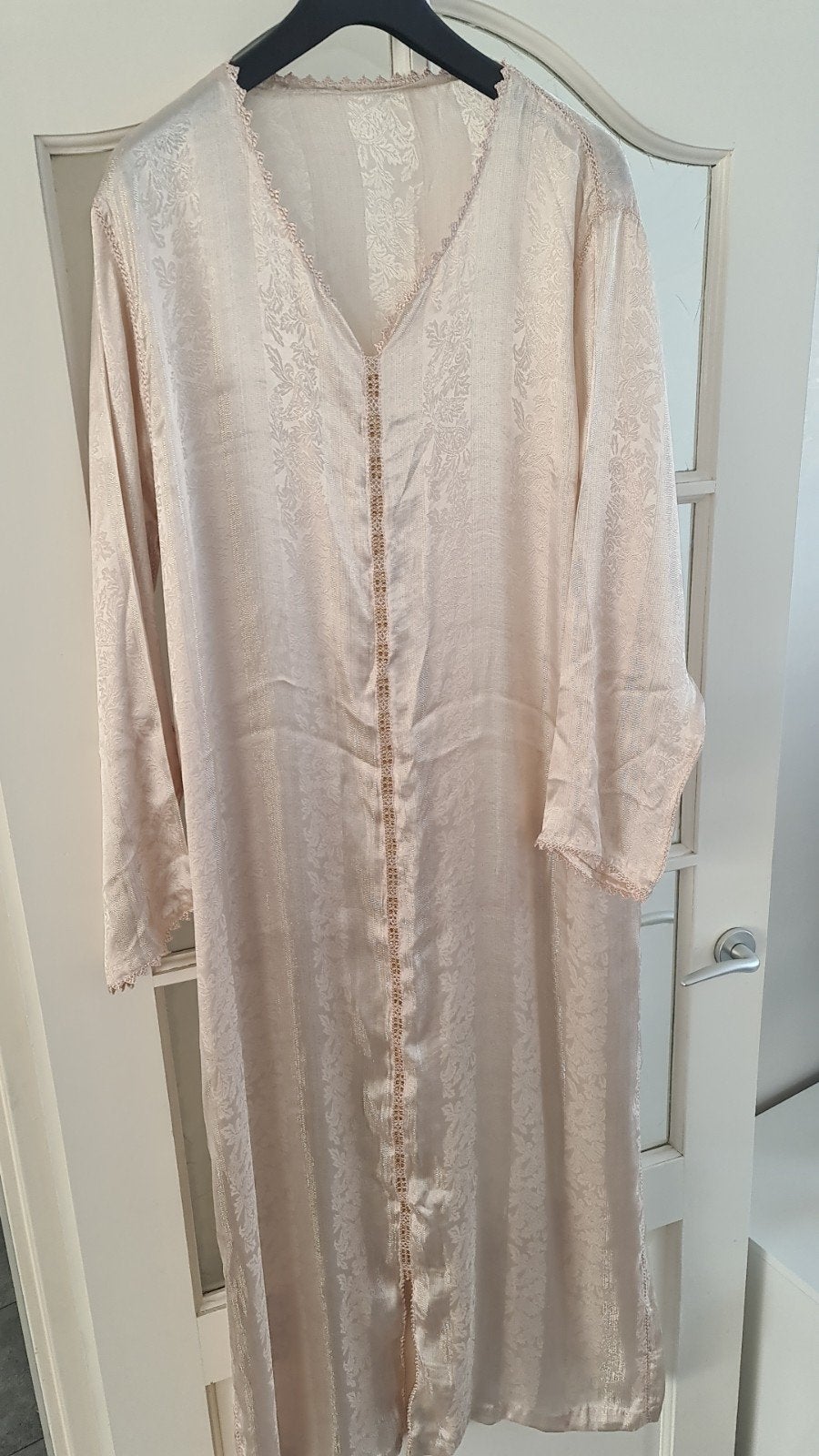 Elegante Kaftan met subtiel patroon, Beige, Zo goed als nieuw, Onder de knie, Ophalen