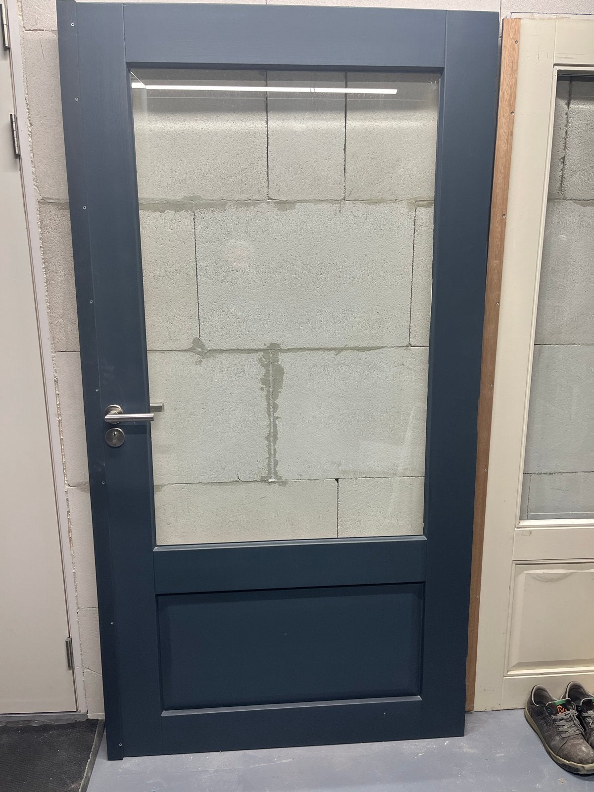 2 Meranti deuren 105x205,5 cm met facetglas, Gebruikt, Buitendeur, 200 tot 215 cm, Hout