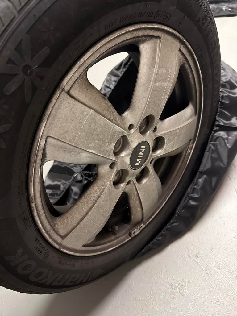 Mini Cooper 175/65R15 88H Zomerbanden met Velgen, Auto-onderdelen, Banden en Velgen, Ophalen, Gebruikt, 15 inch, 175 mm