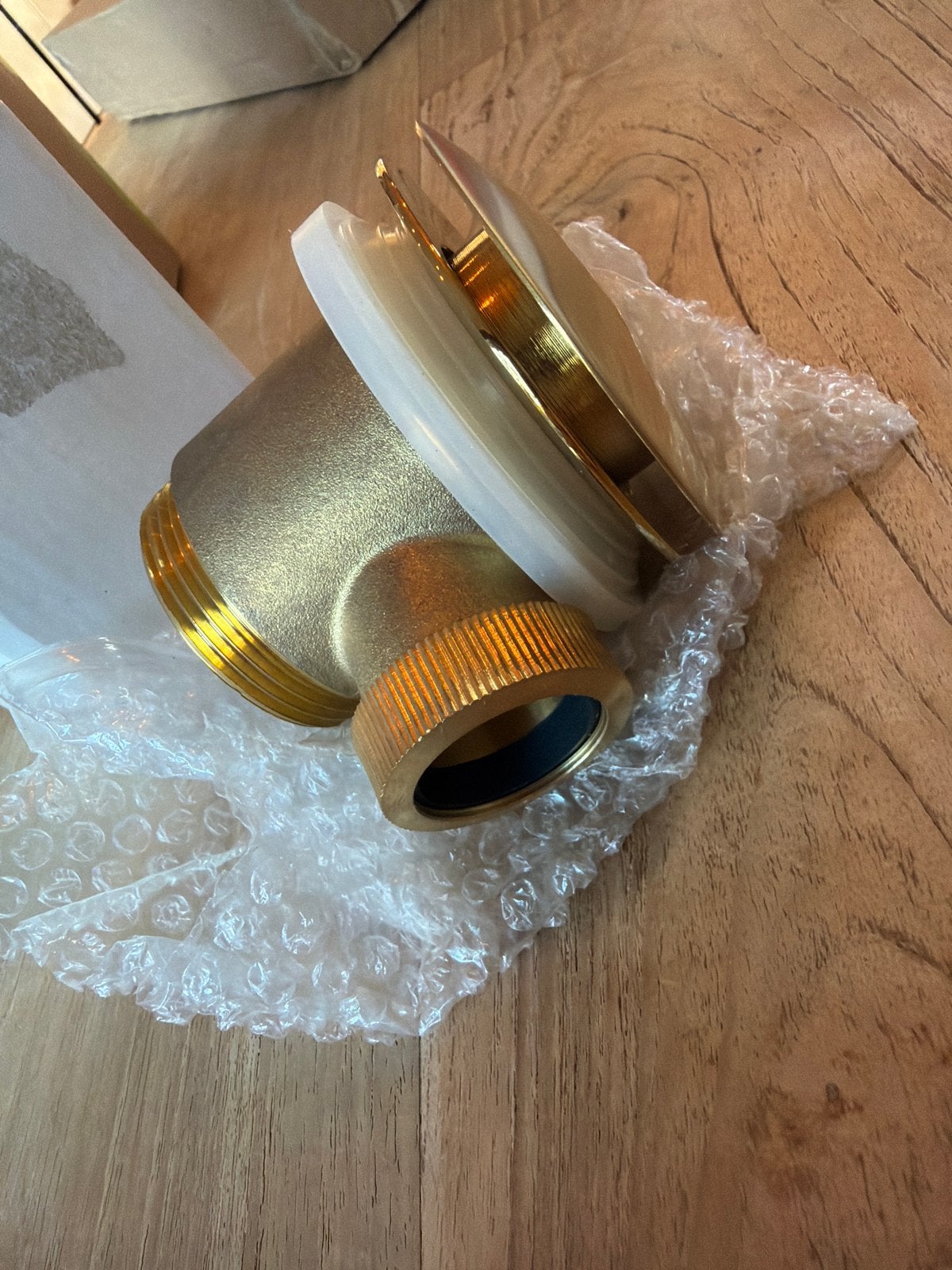 Gouden afvoerplug voor wastafel of bad, Doe-het-zelf en Verbouw, Ophalen of Verzenden, Nieuw, Koper, Wastafel