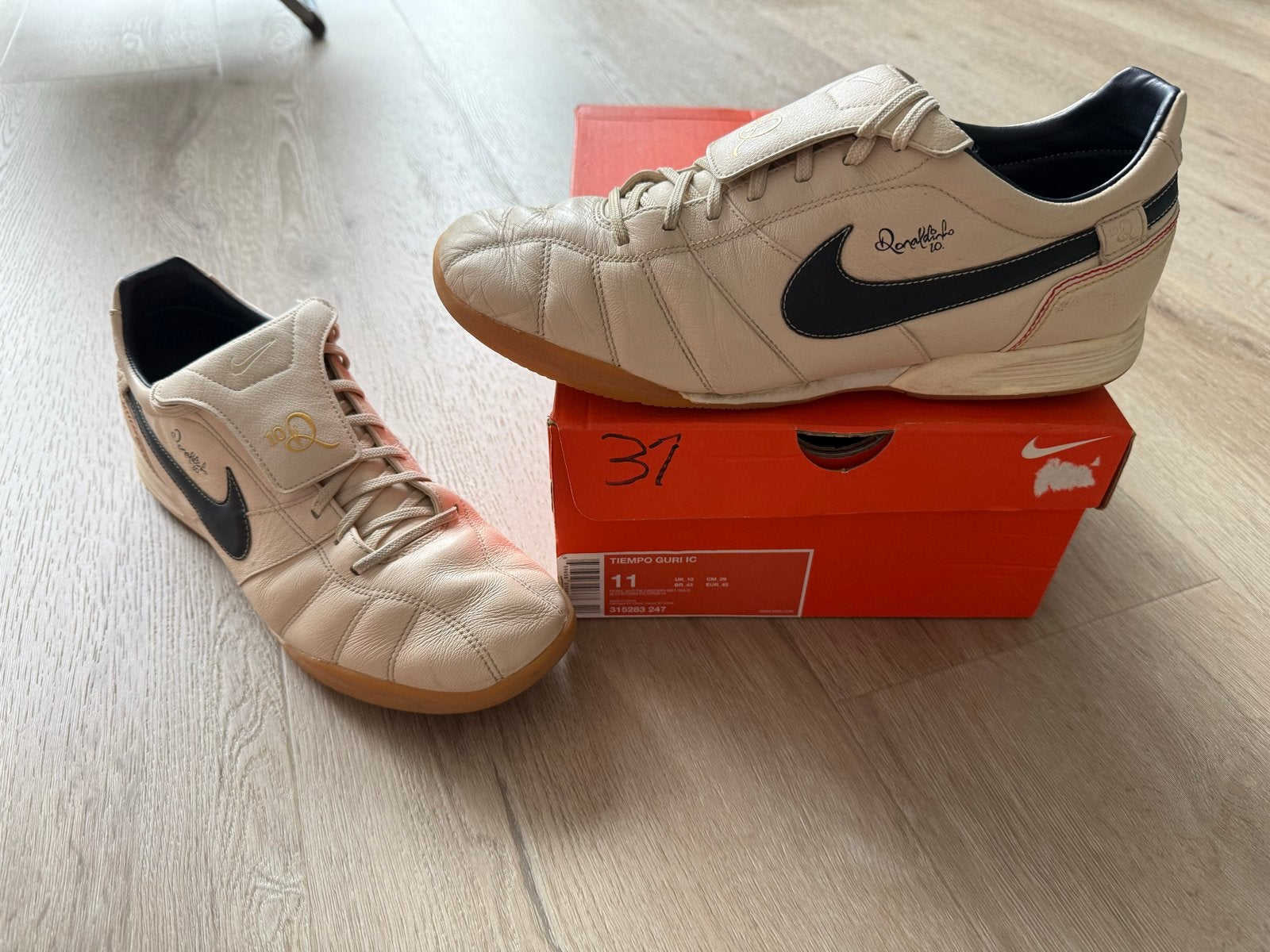 Nike Tiempo Guri IC Ronaldinho zaalschoenen maat 45, Kleding | Heren, Ophalen, Gedragen, Overige kleuren, Sportschoenen