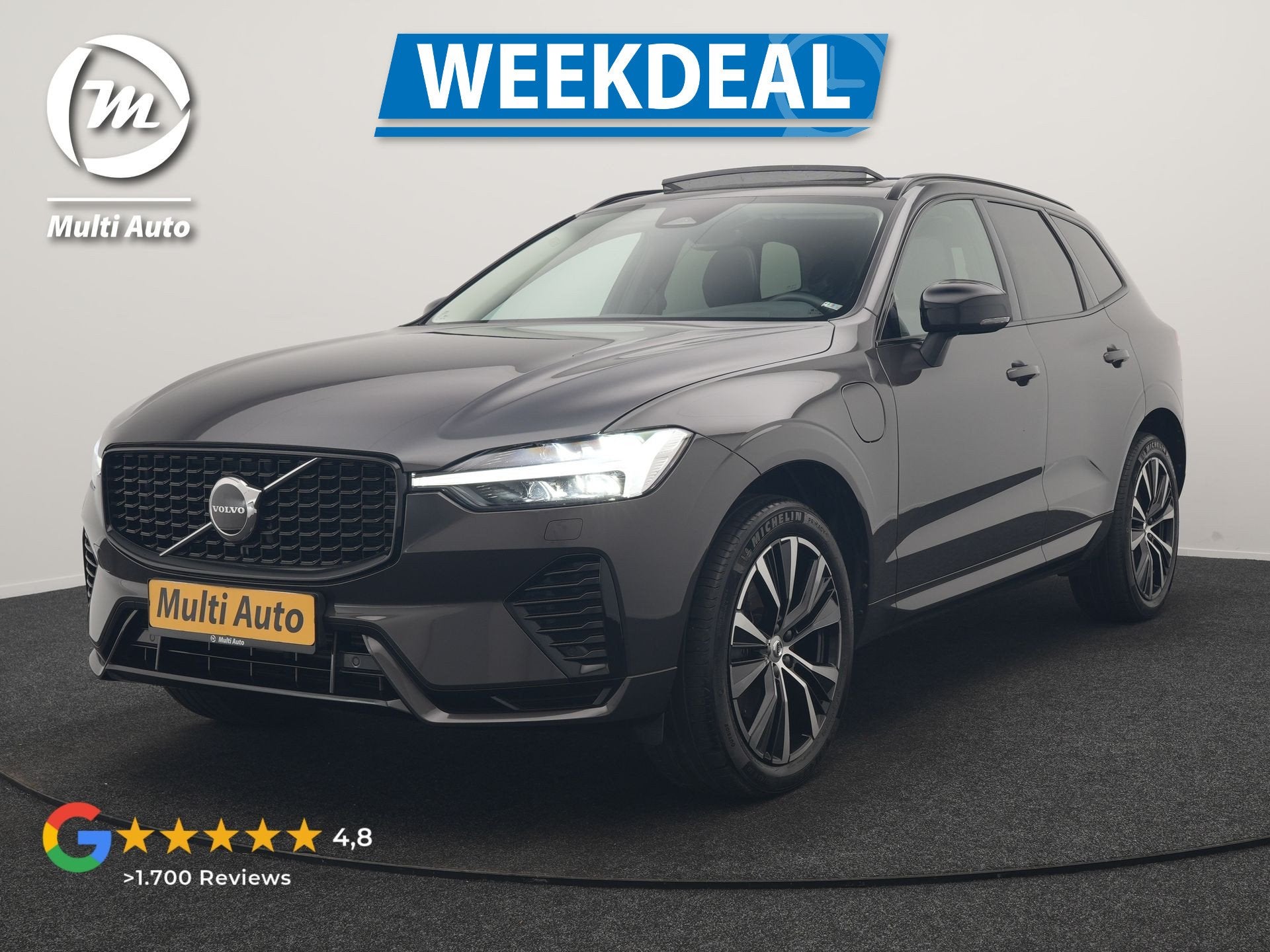 Volvo XC60 T6 AWD R-Design LONG RANGE PHEV 350pk Dealer O.H, Auto's, Automaat, Dealer onderhouden, Gebruikt, Zwart