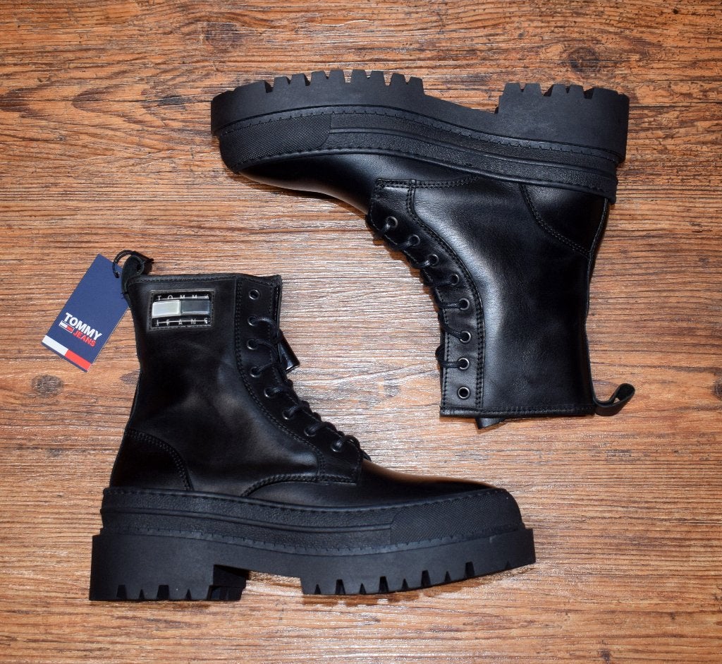 Tommy Hilfiger TJW Foxing lace up leather boot black maat 36, Zwart, Lage of Enkellaarzen, Nieuw, Ophalen of Verzenden
