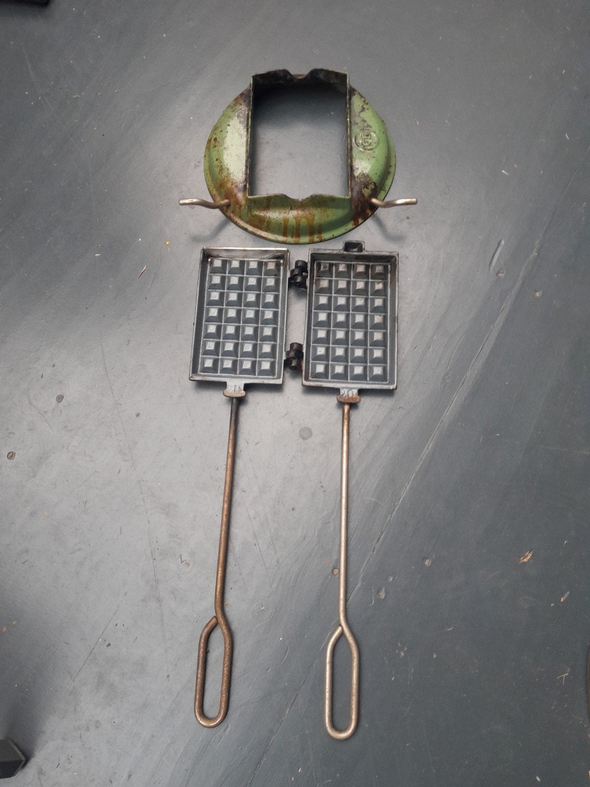 wafelijzer, Ophalen
