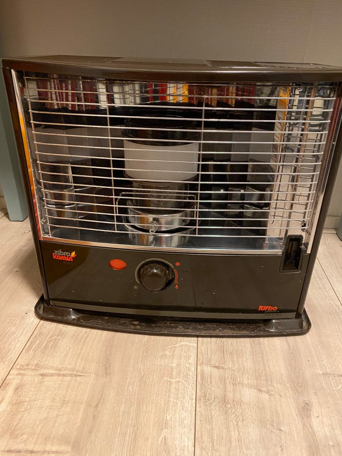 Zibro kamin R111C petroleumkachel 3350W, Huis en Inrichting, Ophalen, Gebruikt, Overige brandstoffen, Petroleumkachel