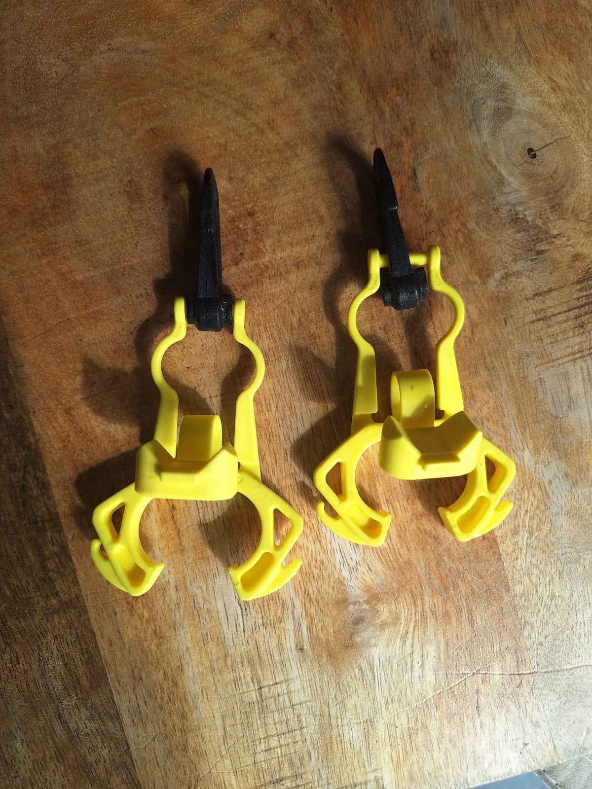 2x Octopushouder Scubapro, Watersport en Boten, Ophalen of Verzenden, Zo goed als nieuw, Zwem- of Duikvliezen