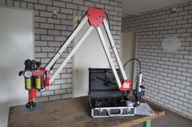 Pneumatische taparm - M3 tot M16 MW-Tech PTA 16HV., Ophalen, Zo goed als nieuw, Overige typen