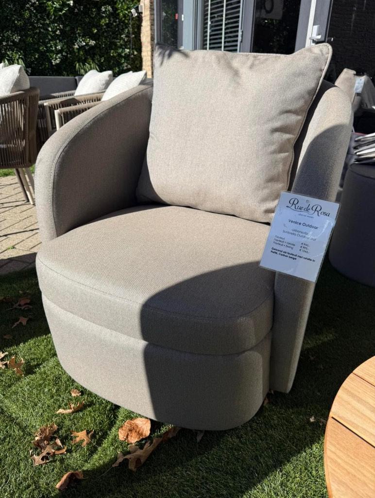Outdoor Draai Fauteuil Venice van UrbanSofa, Tuin en Terras, Tuinsets en Loungesets, Overige materialen, Markt 27-29 Wageningen