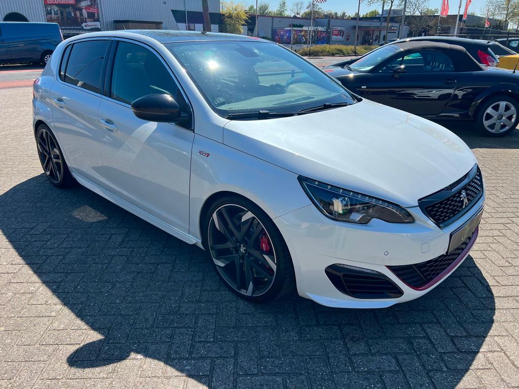 Peugeot 308 1.6 e-THP GTi 270, Voorwielaandrijving, Automatische klimaatregeling, Gebruikt, Zwart