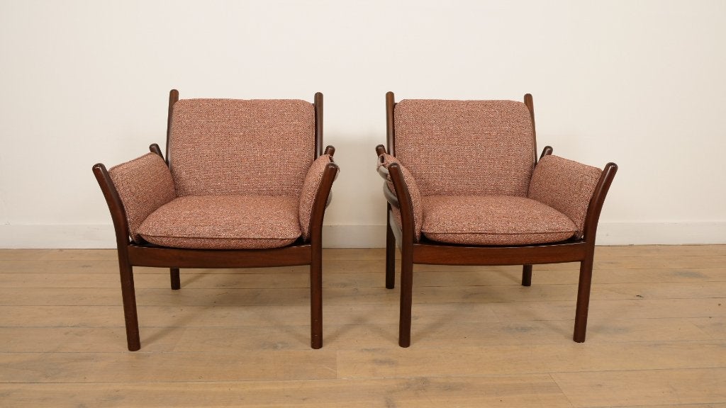 2 vintage fauteuils | Illum Wikkelsø | Mahonie, Huis en Inrichting, Fauteuils, Retro, vintage, scandinavisch design, mid-century modern, deens