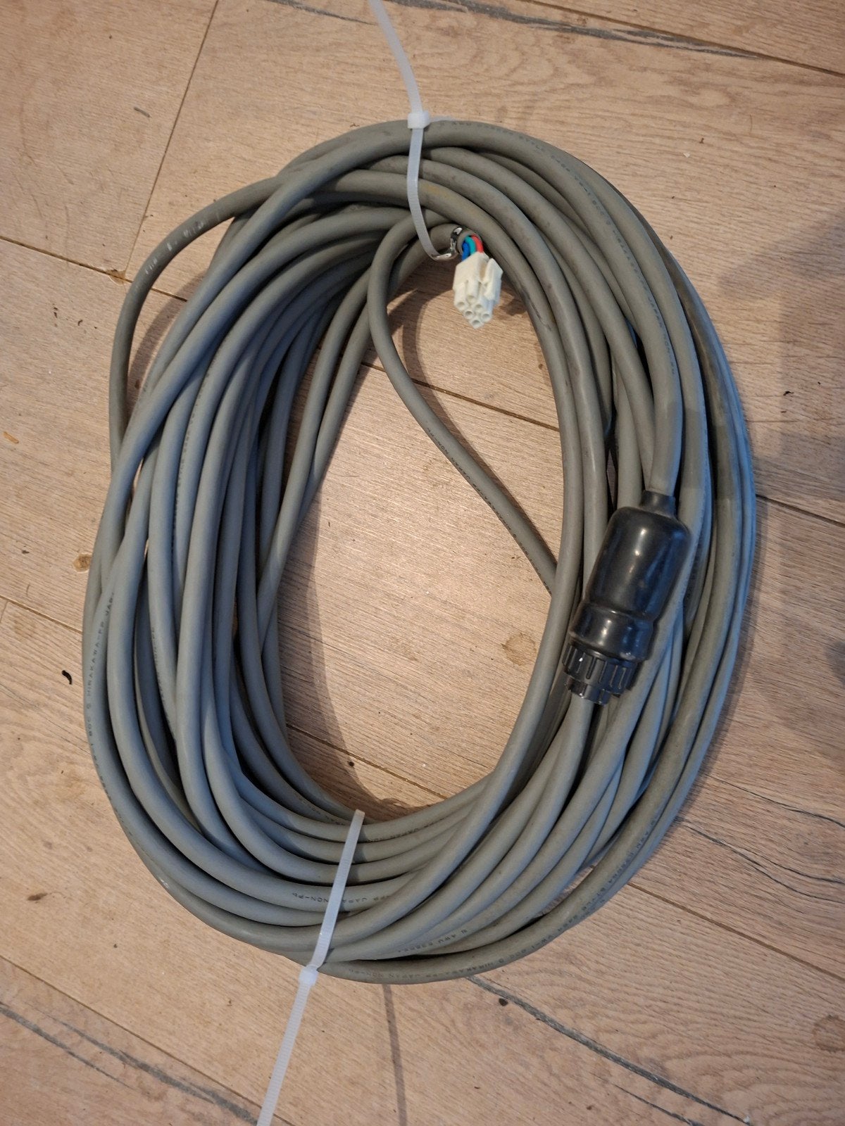 yaesu besturings kabel 25 meter, Ophalen, Zo goed als nieuw