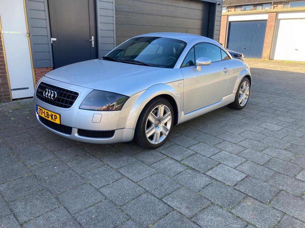 Audi TT 1.8 T Coupe Quattro 165KW 2002 Grijs, TT, 1440 kg, Zwart, 4 cilinders