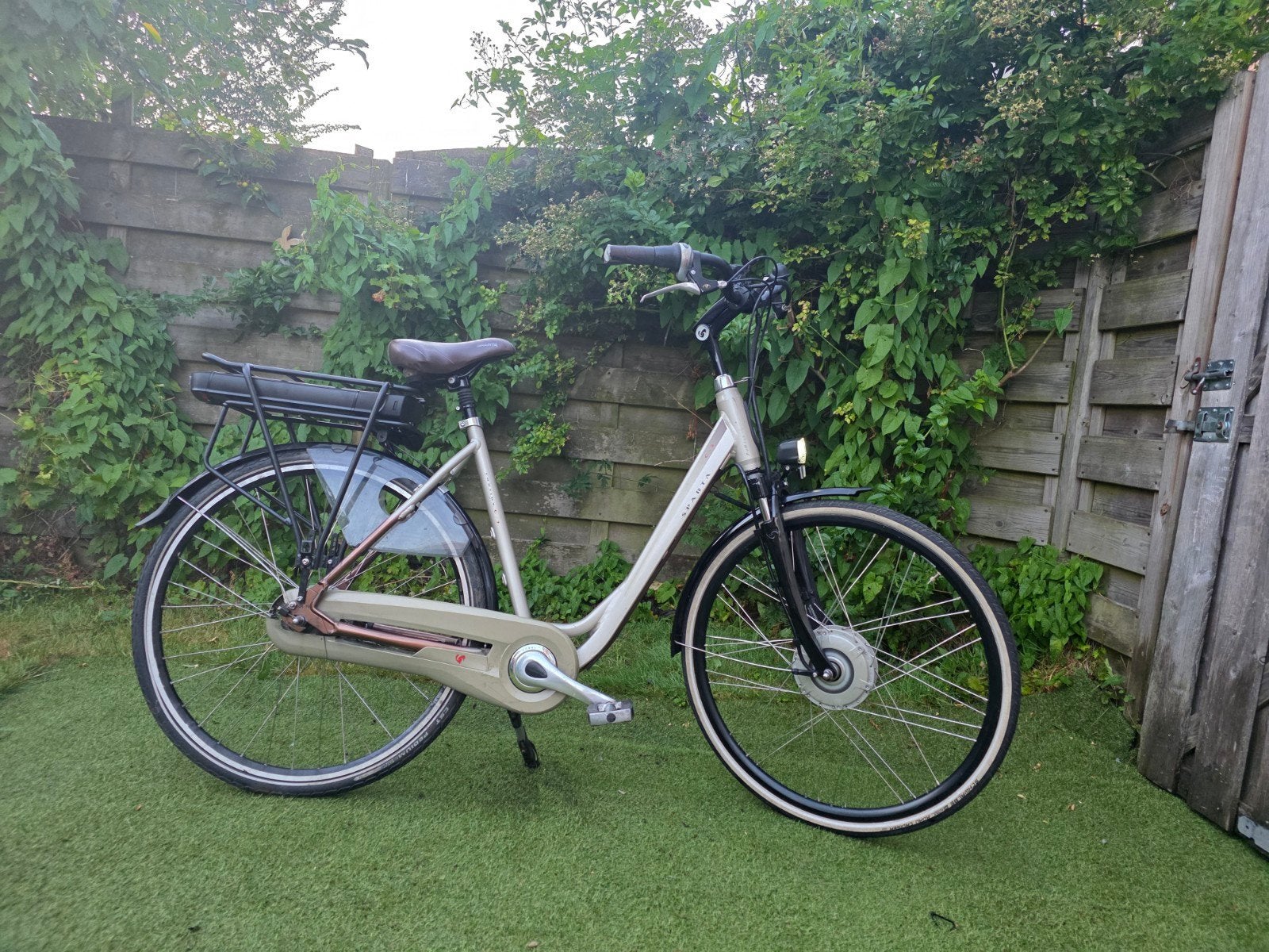 Sparta e-Motion C3 — sterke , zeer netjes € 500, Ophalen, Elektrische fiets, Motor