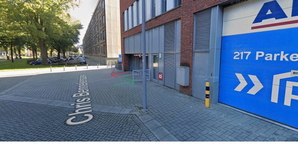 GarageOverdekte parkeerplaats te huur Chris Bennekerslaan 25, Rotterdam