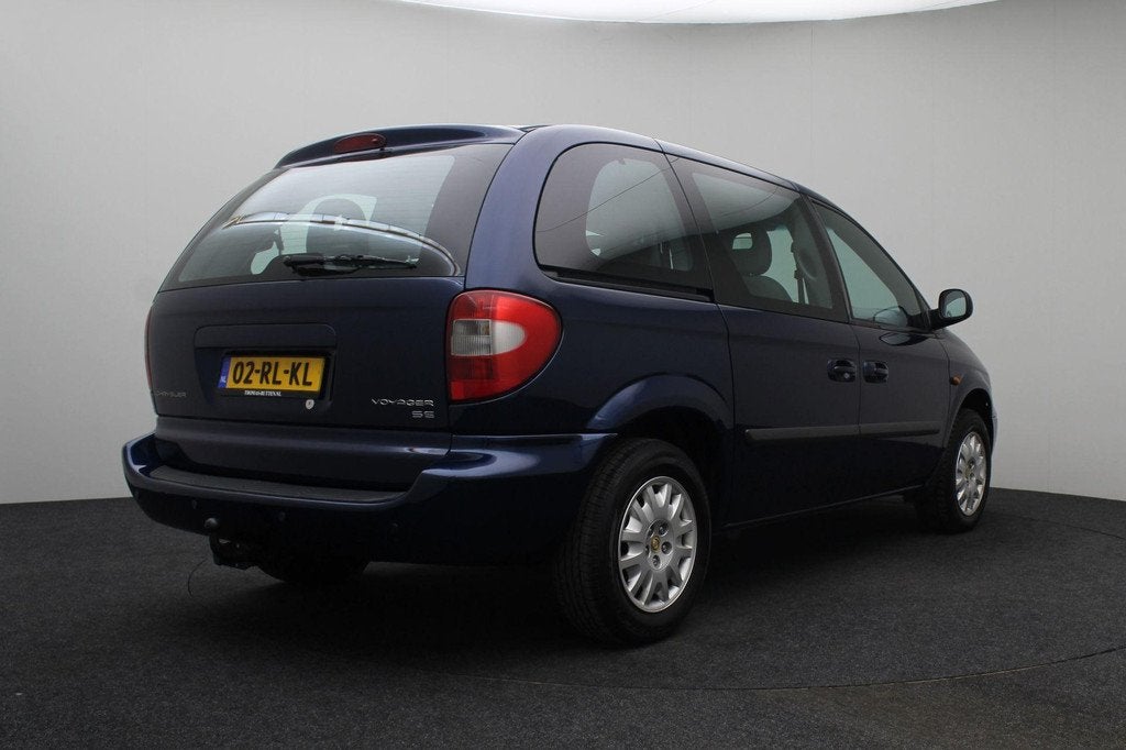 Chrysler Voyager 3.3i V6 SE Luxe 2005 NAP | 7 Persoons | Cli, Auto's, Chrysler, 3301 cc, Gebruikt, Traction-control, Blauw
