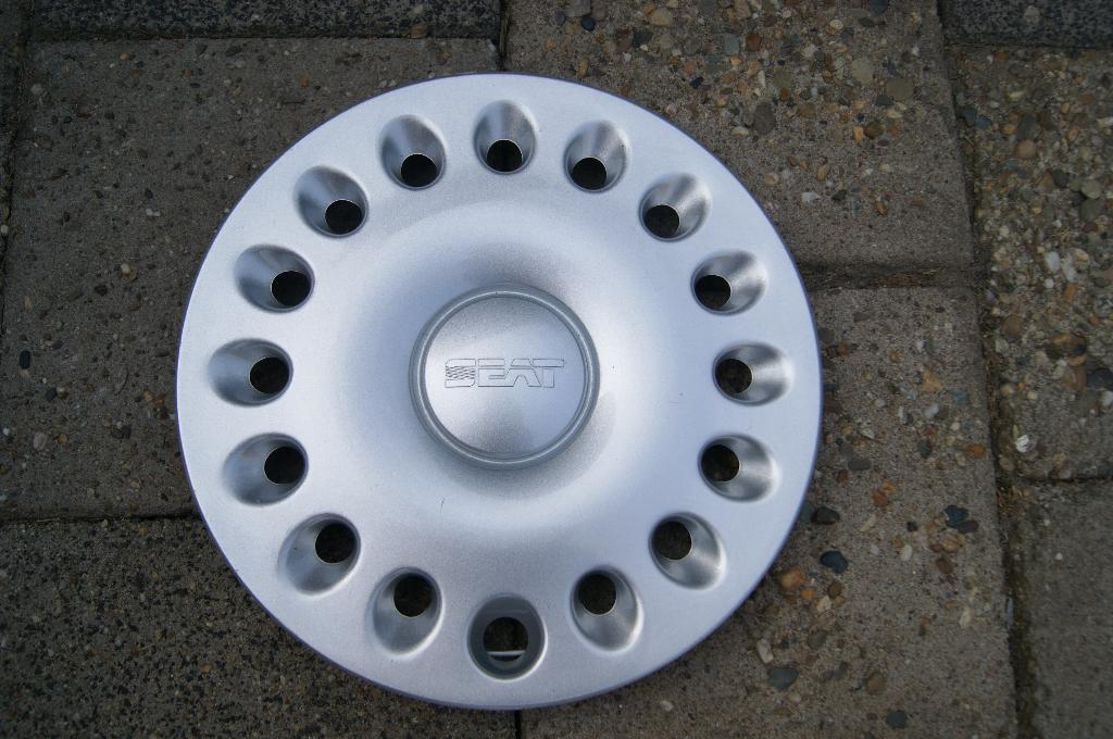 1 losse originele wieldop Seat Ibiza 13 inch (Nieuw), Auto diversen, Wieldoppen, Nieuw, Ophalen of Verzenden