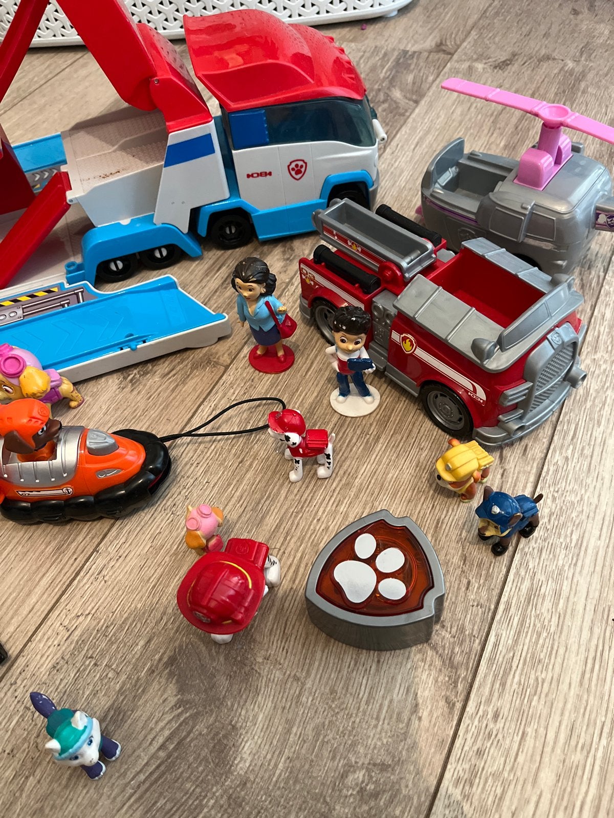 Paw Patrol speelgoed set - voertuigen en figuren, Ophalen, Gebruikt