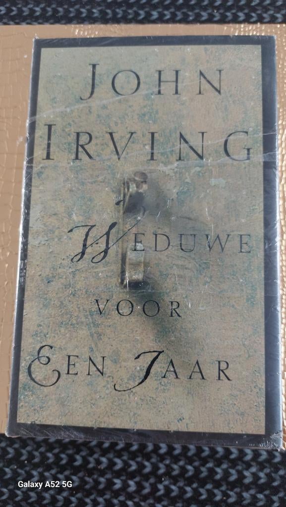 Gratis 2 John Irving boeken, Boeken, Romans, Nieuw, Ophalen of Verzenden