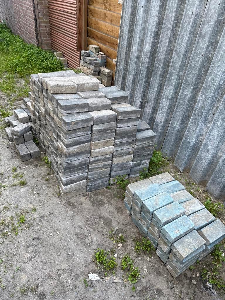 Bestrating stenen - Alles in één koop, Tuin en Terras, Tegels en Klinkers, Zo goed als nieuw, Klinkers, Beton, 10 m² of meer, Ophalen of Verzenden