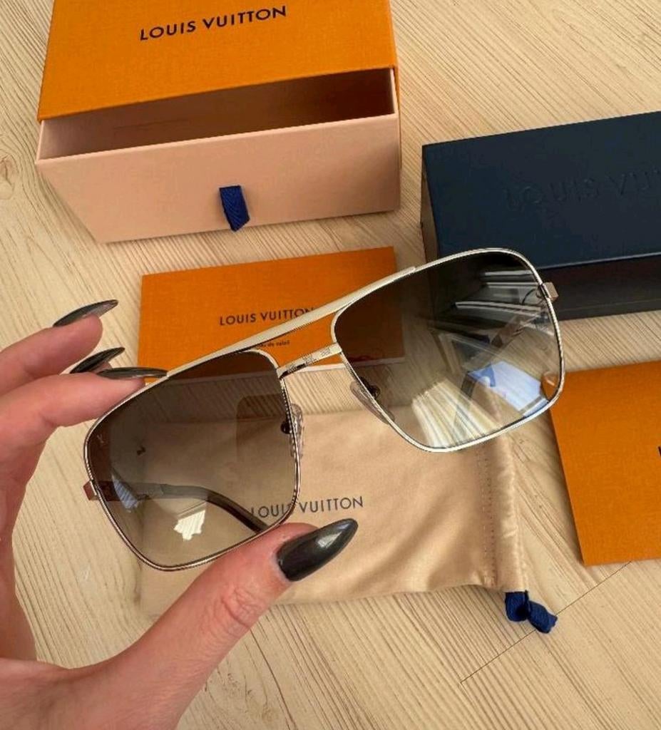 Louis vuitton zonnebril new, Ophalen of Verzenden, Nieuw, Zwart, Overige merken