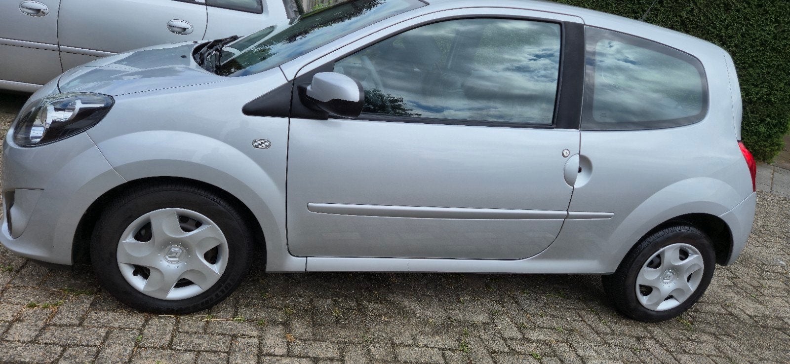 Perfecte Twingo 1.2 Autom 2010 Airco CruisCont Nieuw.APK NAP, 4 cilinders, 4 stoelen, 923 kg, Origineel Nederlands