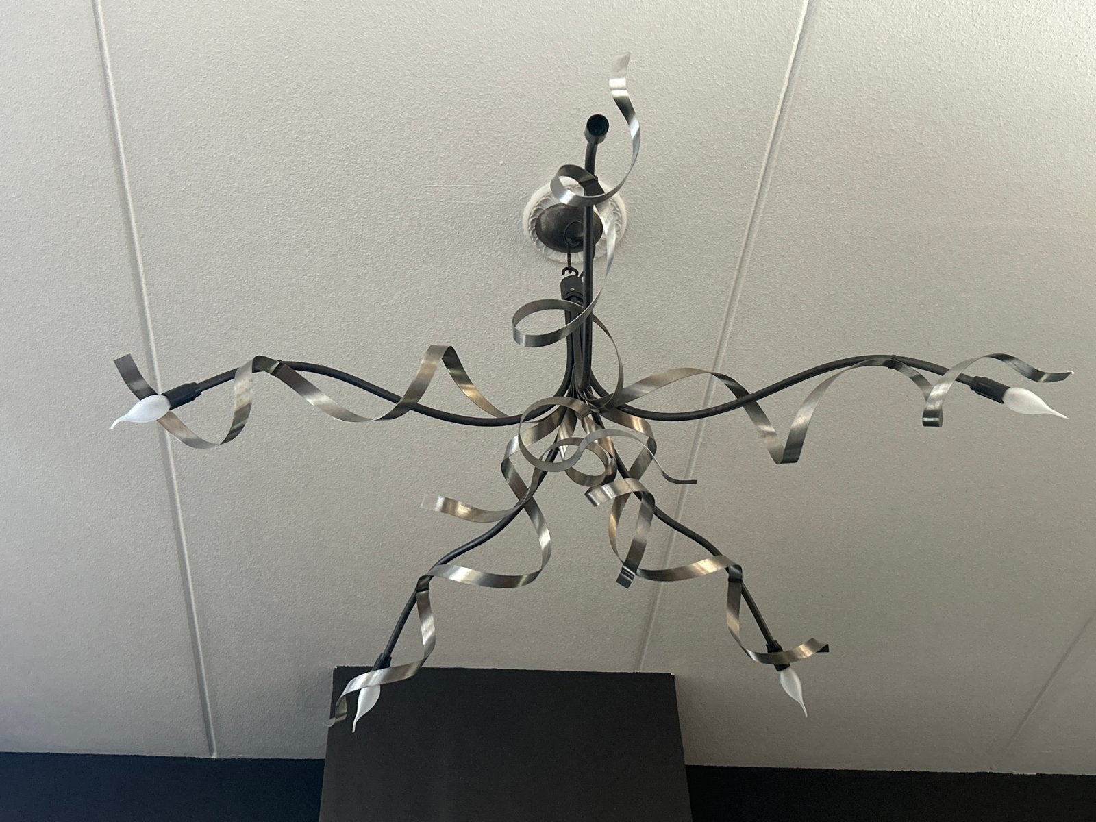 Jacco Maris Moderne design hanglamp met metalen linten, Ophalen, Gebruikt, Metaal, E14 (klein)