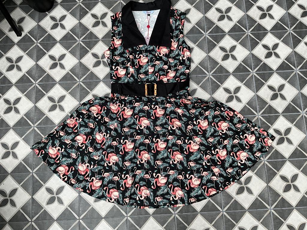 Flamingo Honnie Flare Dress/jurk Merk Banned Maat S, Kleding | Dames, Jurken, Zwart, Nieuw, Ophalen of Verzenden, Maat 36 (S)