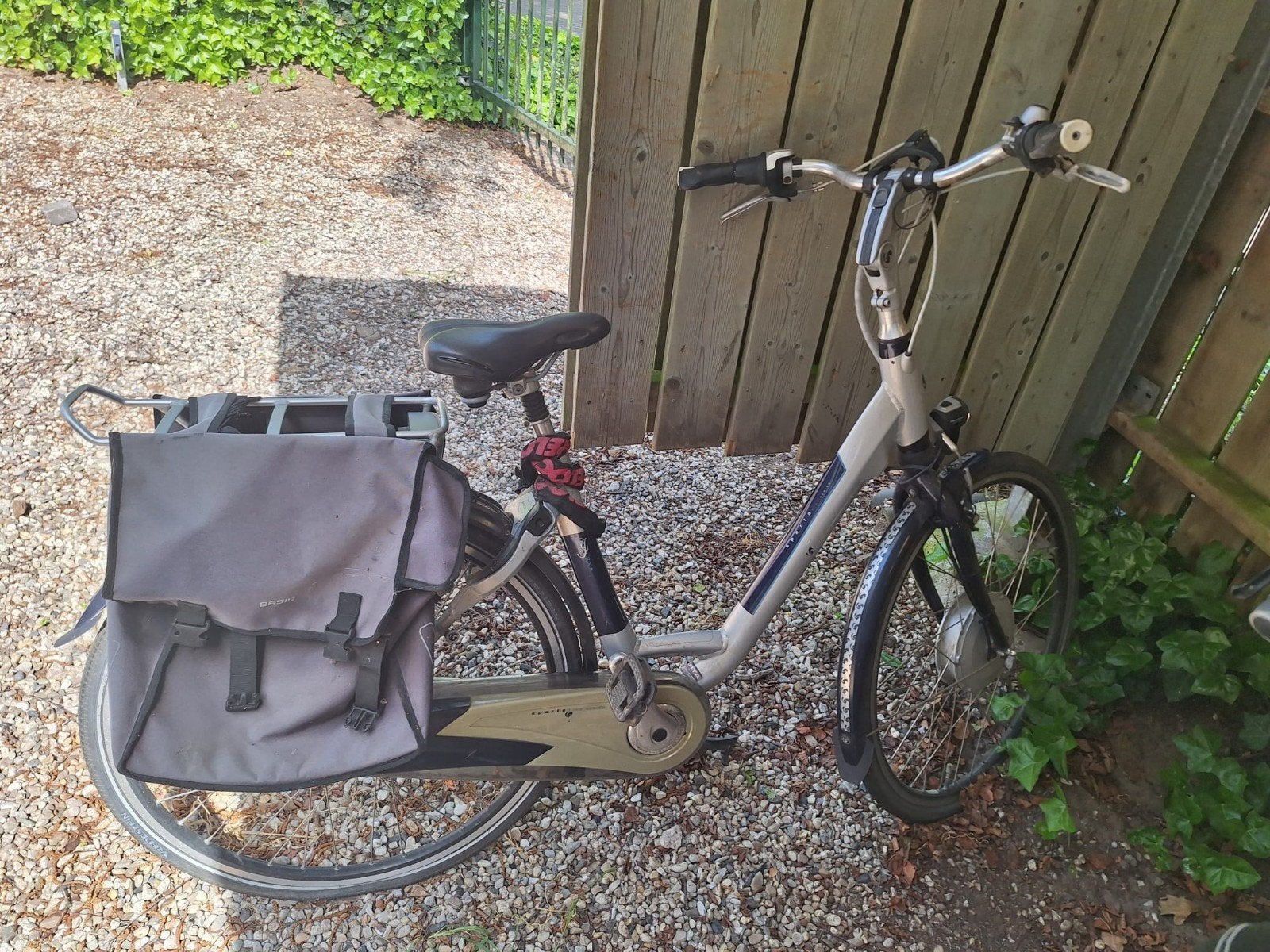 Kapotte elektrische fiets gratis op te halen in Deventer., Ophalen, Gebruikt, Sparta