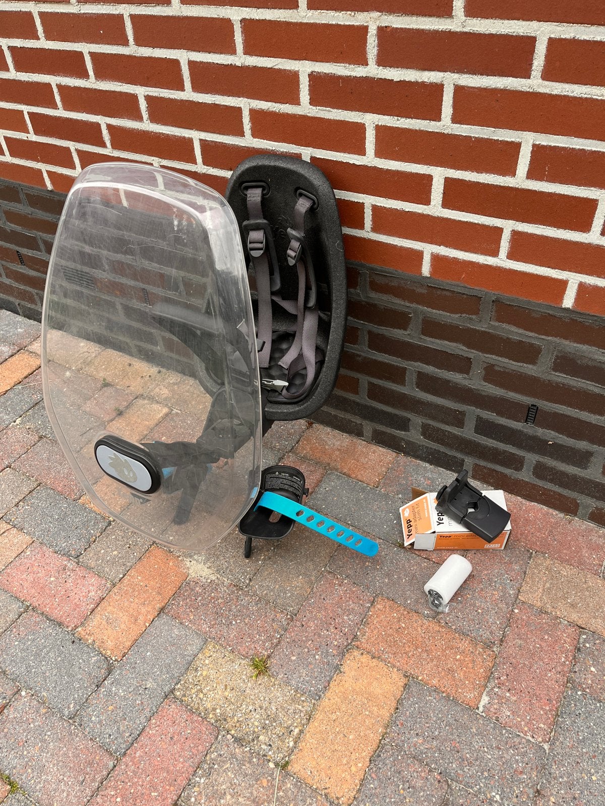 Yepp Mini Fietsstoeltje met Windscherm - Gebruikt, Ophalen, Voorzitje, 0 t/m 13 kg, Gebruikt