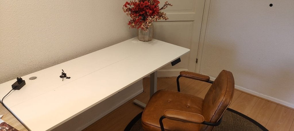 Zit-Sta bureau/Dockingstation/Beeldschermen/Bureaustoel, Huis en Inrichting, Bureaus, Ophalen, Zit-sta bureau, Spaanplaat of MDF