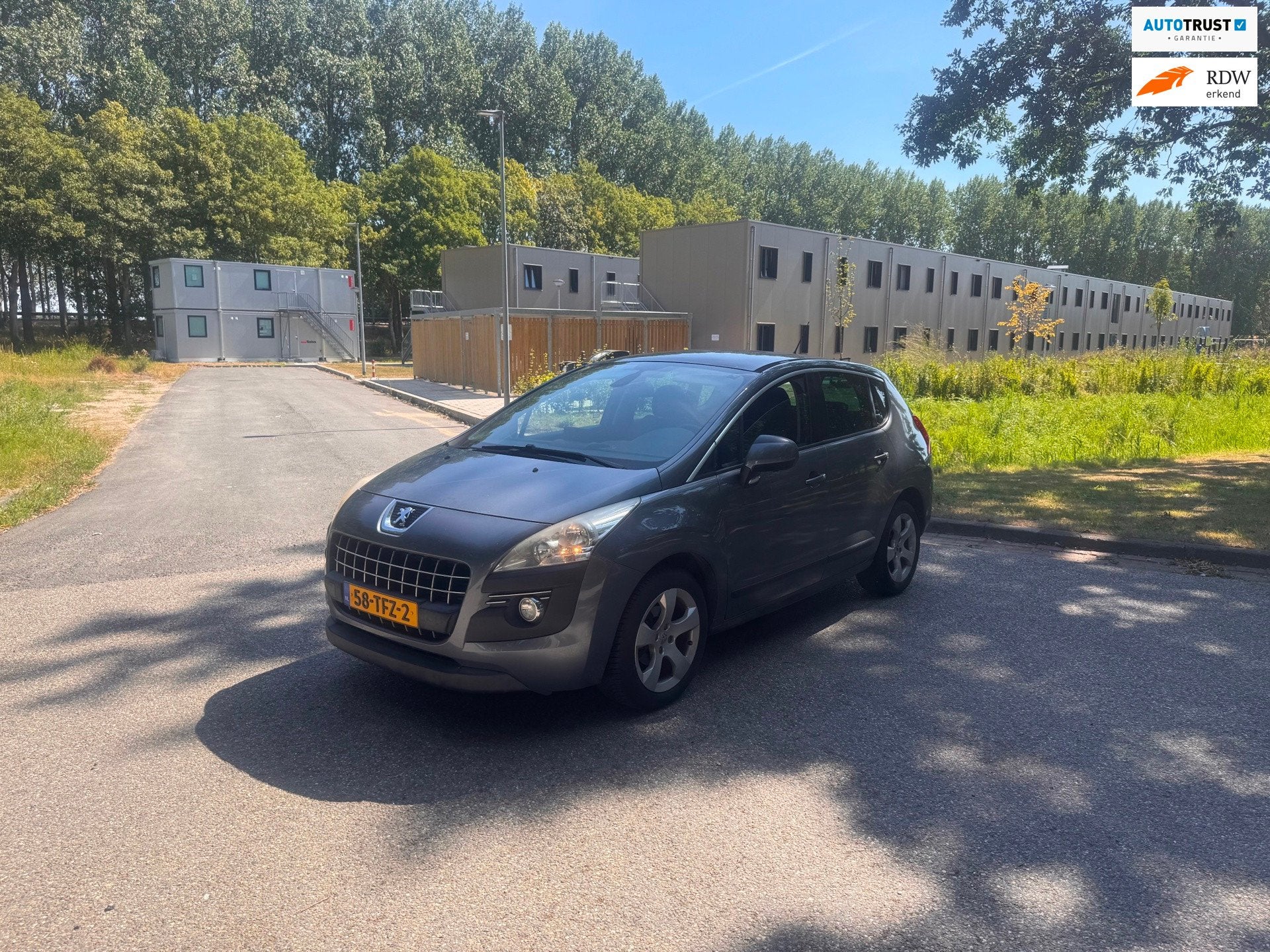 Peugeot 3008 1.6 VTi Active Clima.Navi.Pano, Auto's, Voorwielaandrijving, Gebruikt, 4 cilinders, Handgeschakeld