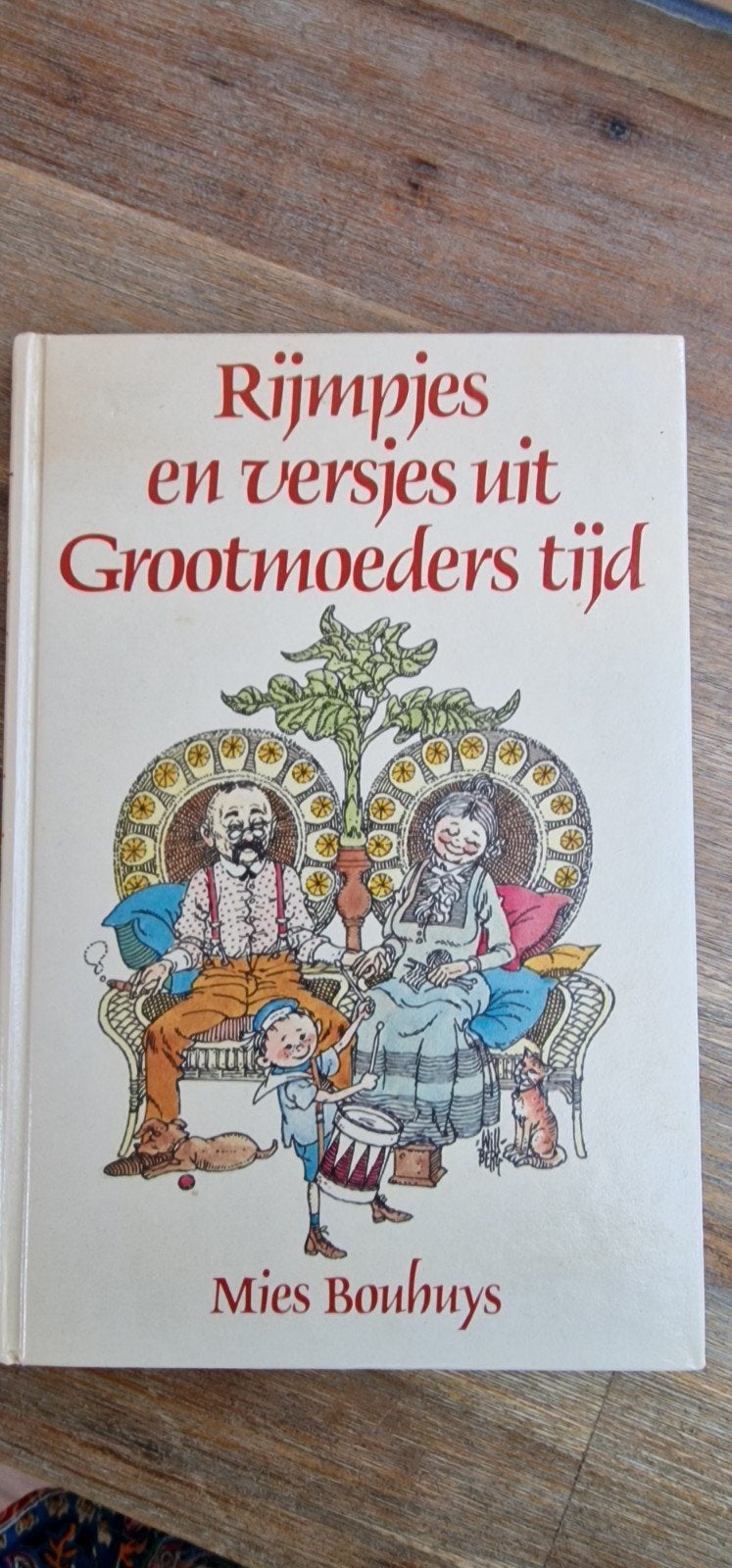 Rijmpjes en versjes uit Grootmoeders tijd - Mies Bouhuys, Ophalen of Verzenden, Gelezen, Mies Bouhuys, 2 tot 3 jaar