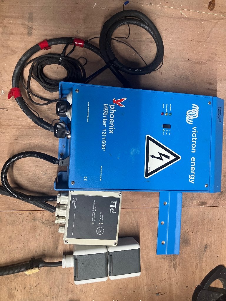 Victron omvormer, Ophalen of Verzenden, Zo goed als nieuw, Overige typen