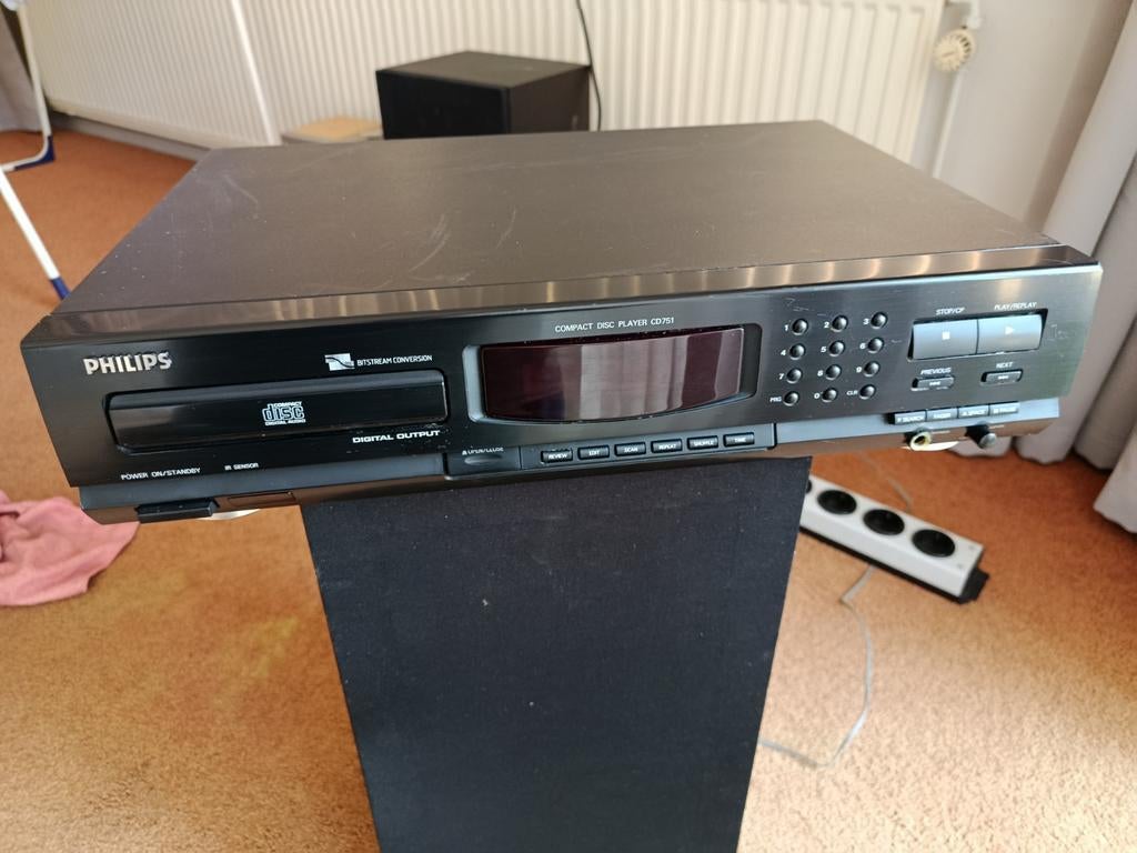 Philips CD751 cd speler, Audio, Tv en Foto, Cd-spelers, Ophalen of Verzenden, Zo goed als nieuw, Philips