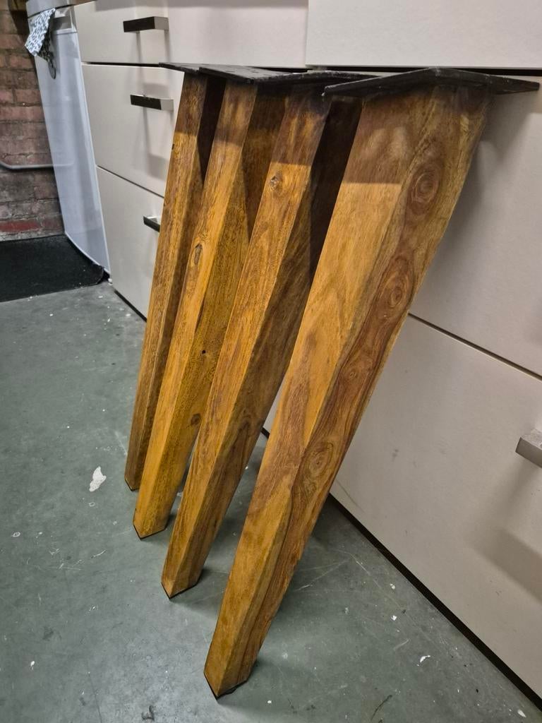 4 houten tafelpoten, 69 cm lang, Huis en Inrichting, Tafelonderdelen, Ophalen of Verzenden, Rechthoekig, 50 tot 100 cm, 50 tot 100 cm