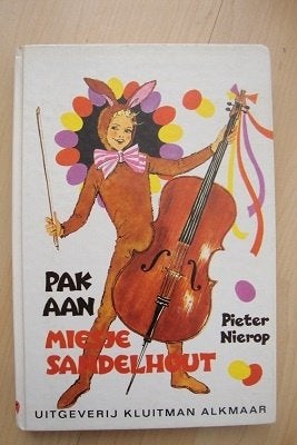 PAK AAN MIESJE SANDELHOUT Pieter Nierop, Boeken, Ophalen of Verzenden, Gelezen, Sprookjes