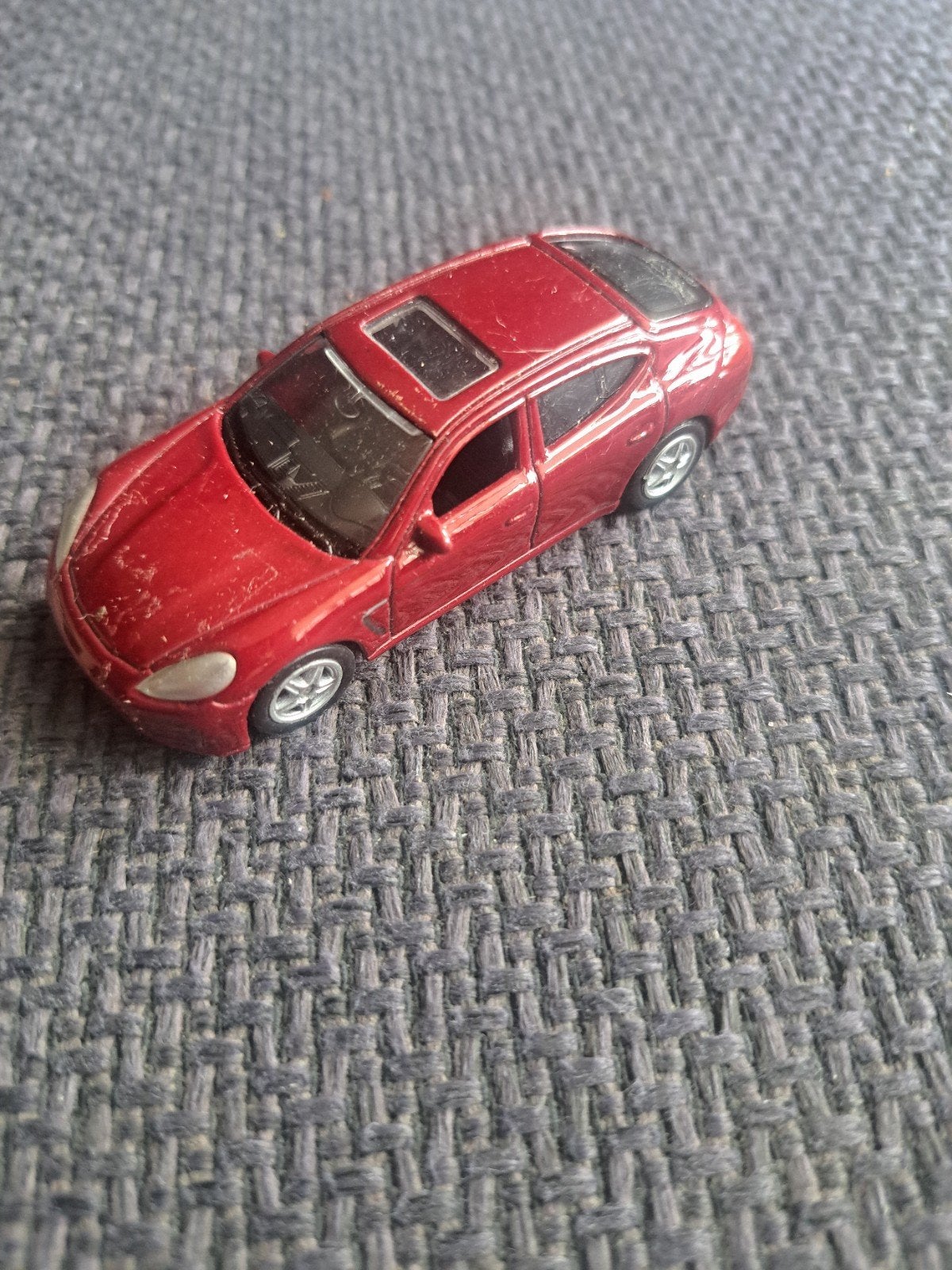 welly model porsche panamera s, Gebruikt, Auto, Ophalen of Verzenden, N.b