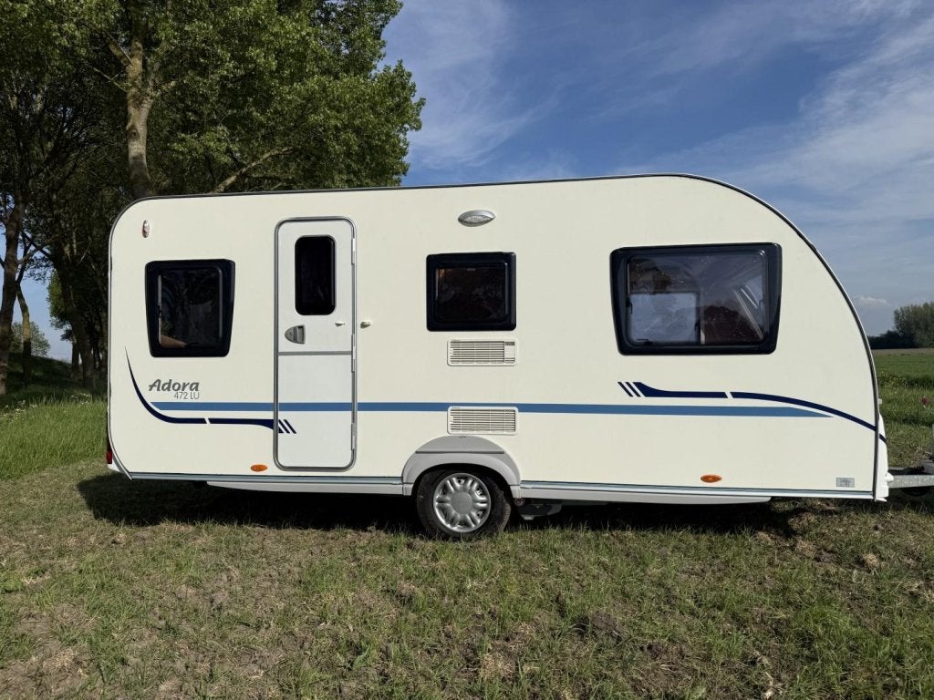 Adria Adora 472 LU / Walker voortent / 2 aparte bedden, Lengtebed, Rondzit, Schokbreker, Bedrijf