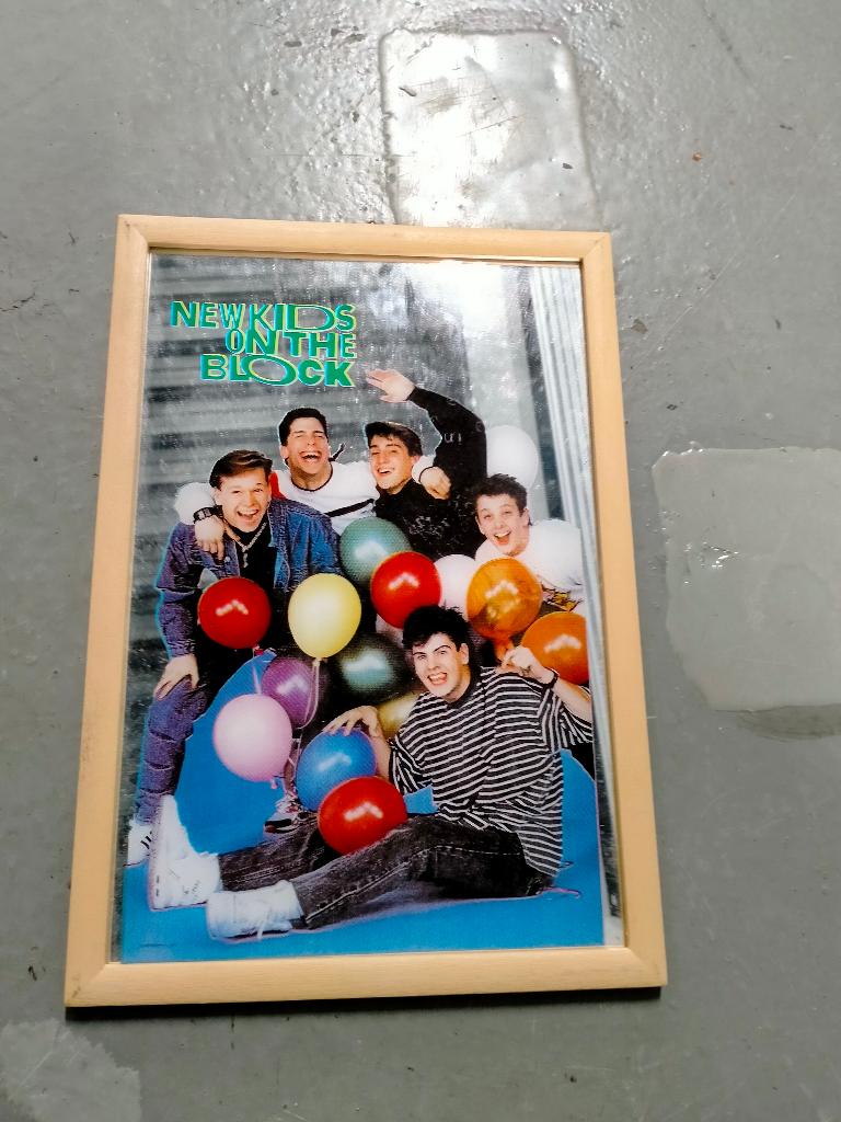 New Kids on the Block NKOTB vintage rare spiegel groep boy 2, Verzamelen, Muziek, Artiesten en Beroemdheden, Verzenden, Gebruikt