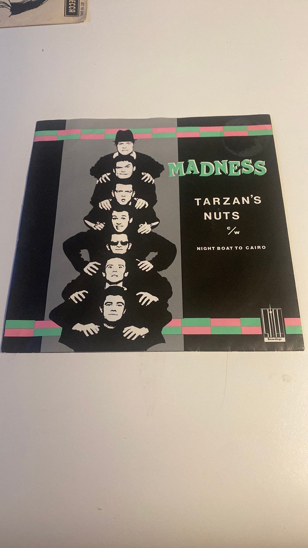 Single madness, tarzan’s nuts / night boat to cairo, Ophalen of Verzenden, Zo goed als nieuw, Pop