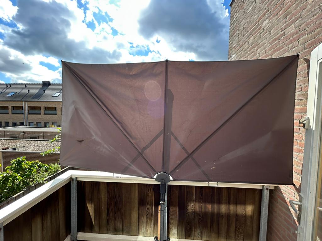 Parasol   Balkonparasol, Tuin en Terras, Parasols, Ophalen, Gebruikt, Zweefparasol, Verstelbaar